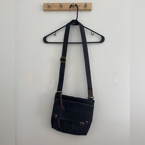 Fossil Satchel Bag - Crossbody or Over the Shoulder LOTS OF POCKETS!